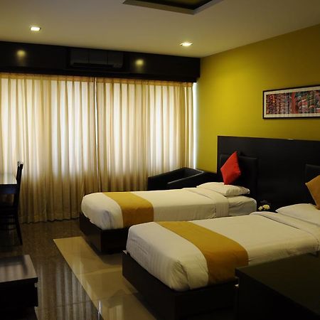 Hotel Jade Garden Mysore Exterior photo